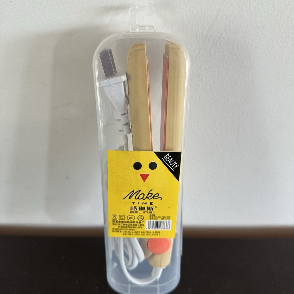 Ulta Beauty Make Time Travel Mini Travel Hair Straightener NEW Portable‎ Quick